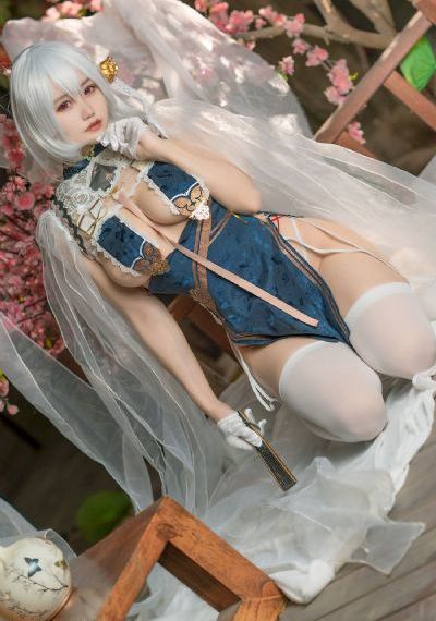 欧美女头像沙滩_电影无删减版