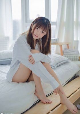 日韩偷拍美女露头_日韩成人在线